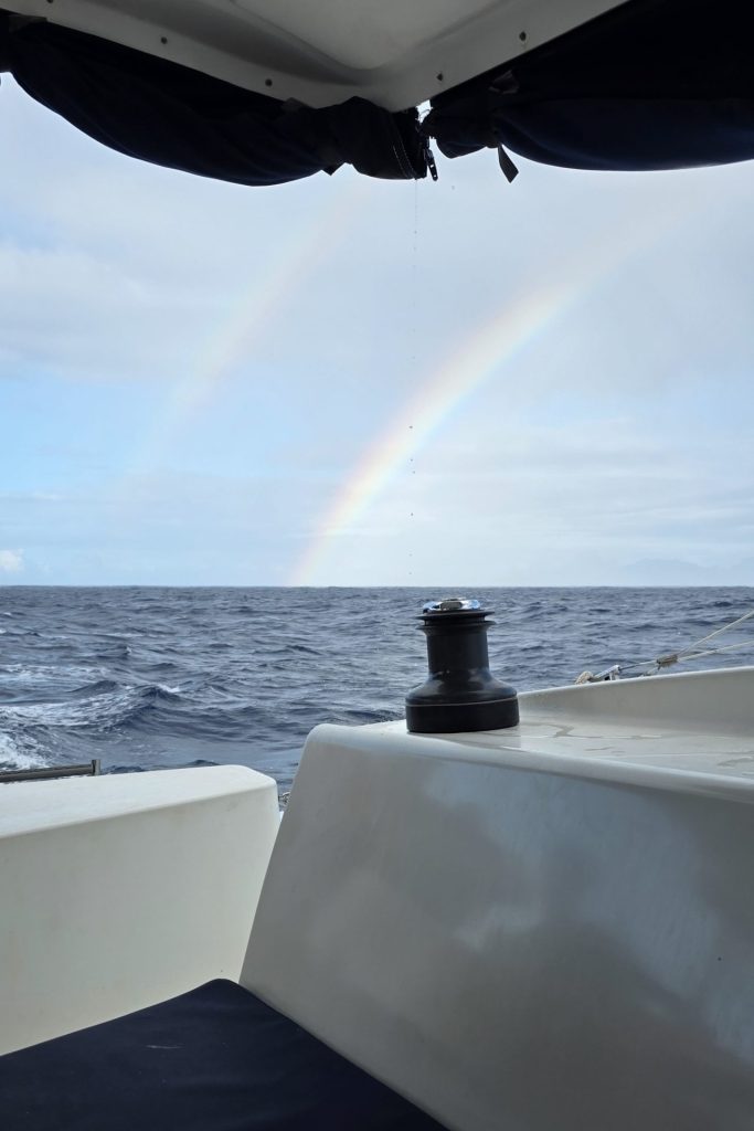 Double arc en ciel en catamaran - direction Tetiaroa